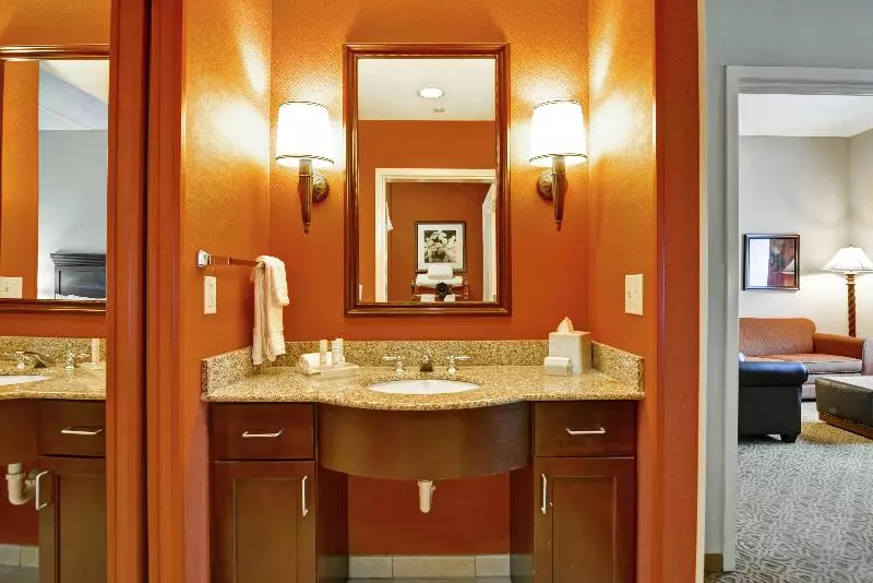 スイート, Homewood Suites Fredericksburg