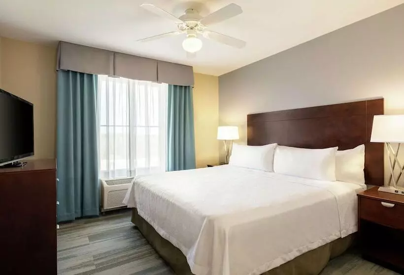 スイート, Homewood Suites By Hilton Maconnorth