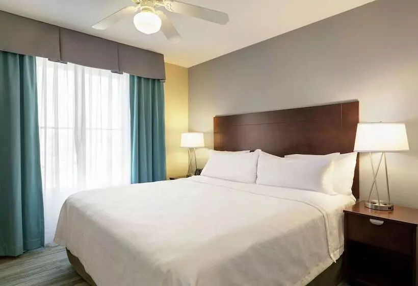 ダブルベッドのスタンダードスタジオ, Homewood Suites By Hilton Maconnorth