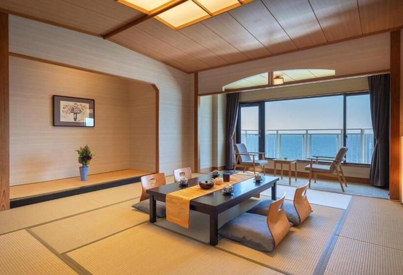 غرفة قياسية مطلّة علي البحر, Imagine Hotel & Resort