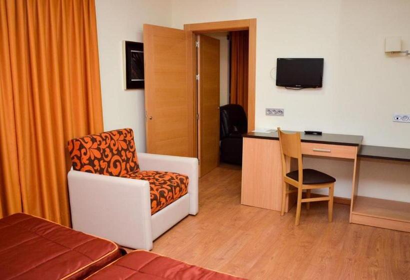 اتاق استاندارد, Malena