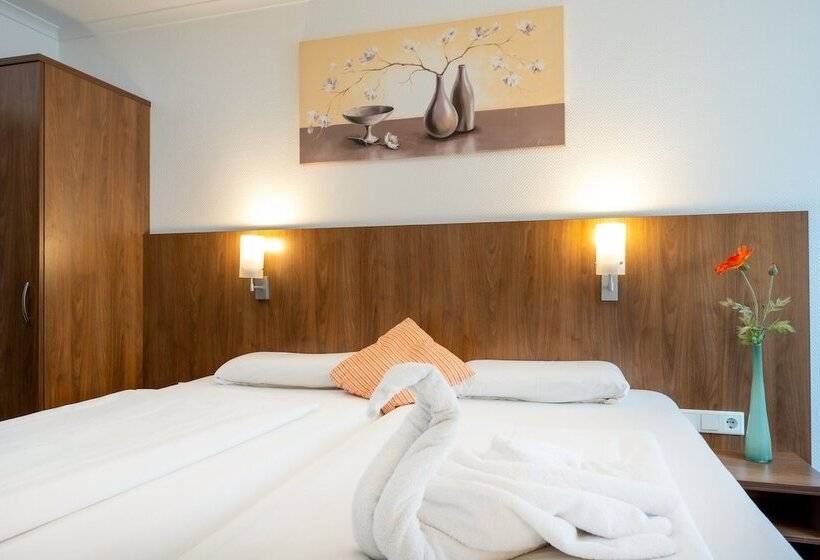 غرفة قياسية, Triton