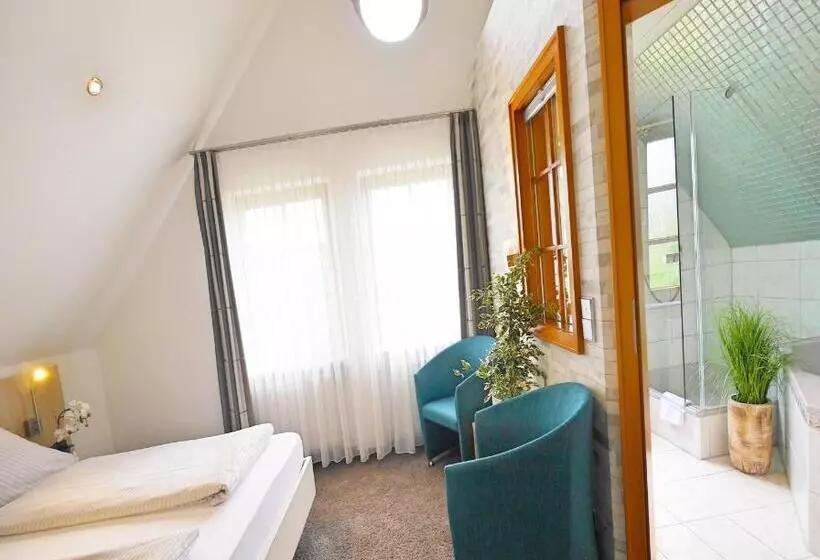 Juniorsviitti, Kohlers Hotel Engel