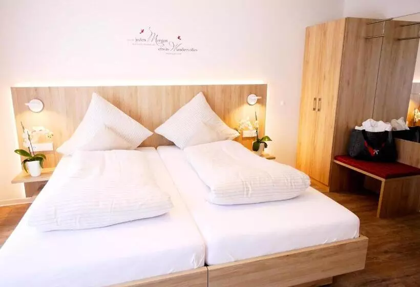 Superior-huone, Kohlers Hotel Engel
