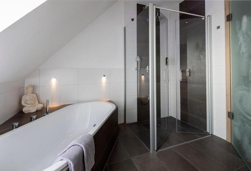 스위트, Kohlers Hotel Engel