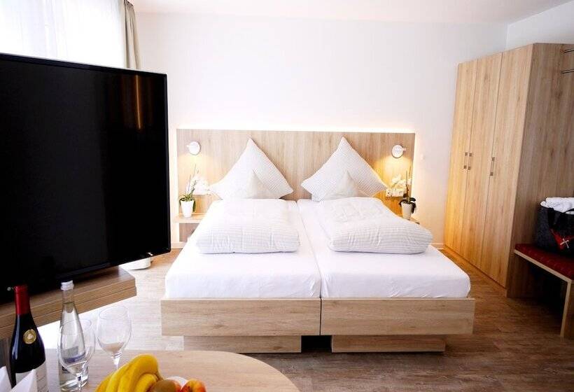 디럭스 룸, Kohlers Hotel Engel