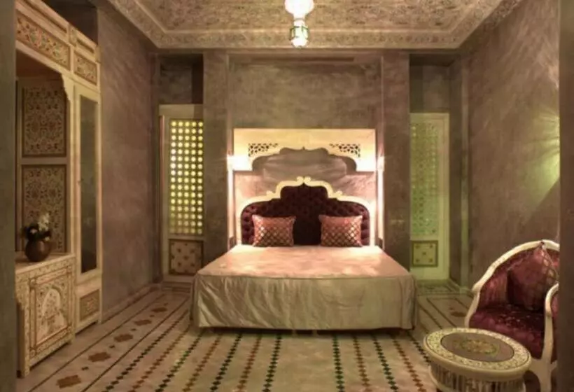 エクゼクティブスイート, Mumtaz Mahal