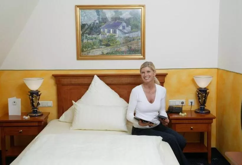 اتاق لوکس یک تخته, Schlosshotel Grünwald
