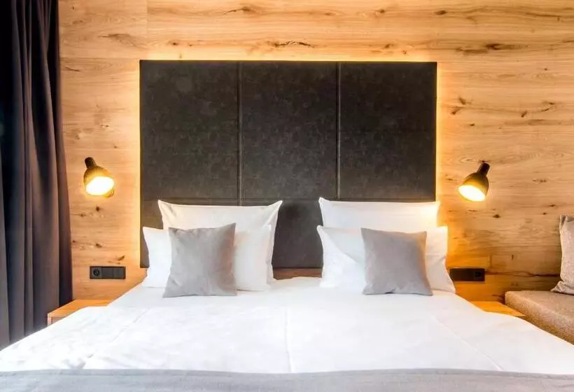 Comfort-huone, Wirthshof Hotel & Chalets