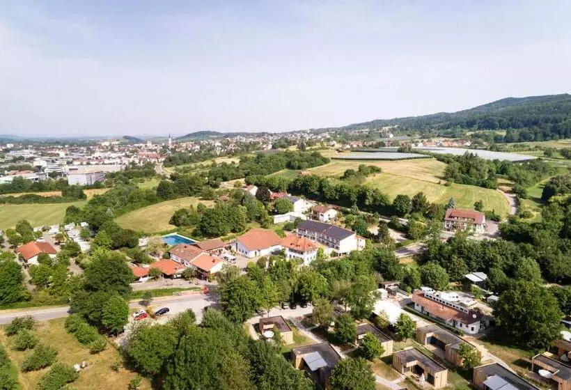 Mökki 1 Makuuhuone, Wirthshof Hotel & Chalets