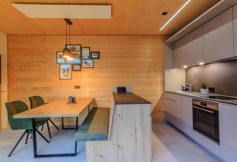 Шале 1 Спальня, Wirthshof Hotel & Chalets