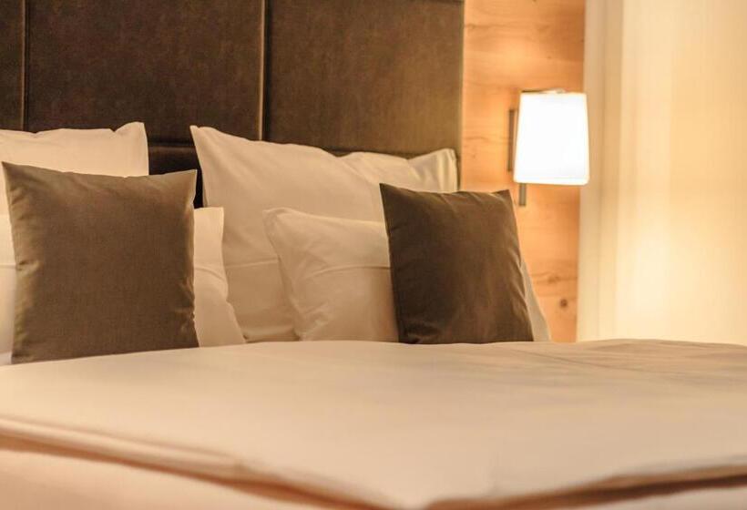 Шале Superior 1 Спальня, Wirthshof Hotel & Chalets