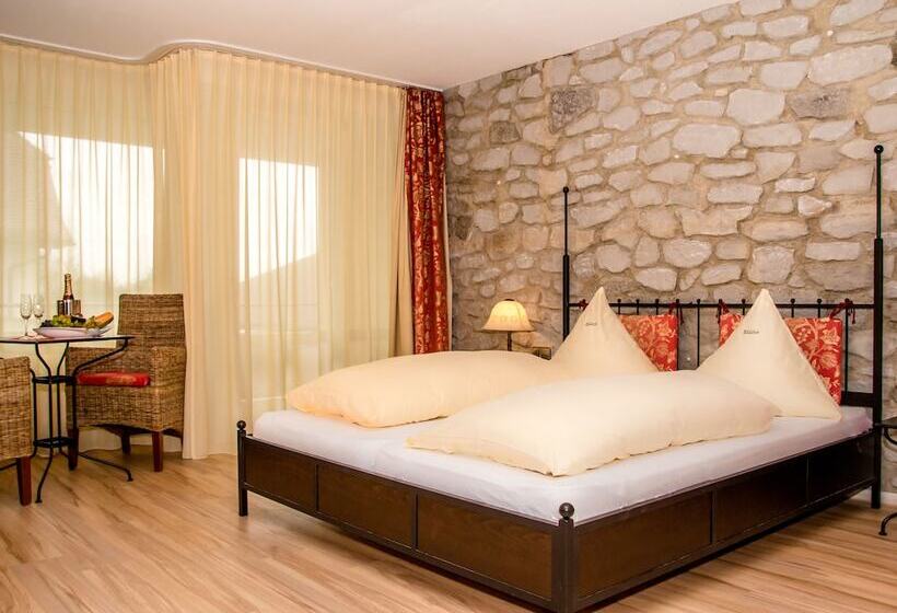 Номер Стандарт, Wirthshof Hotel & Chalets