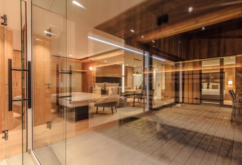 샬레, Wirthshof Hotel & Chalets