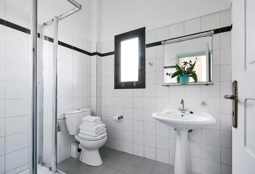 استودیوی استاندارد, Eva Suites & Apartments