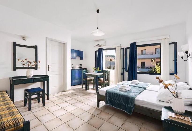 Студия Стандарт, Eva Suites & Apartments