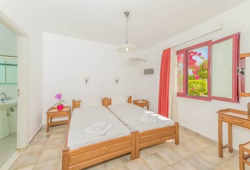 Студия Стандарт, Eva Suites & Apartments