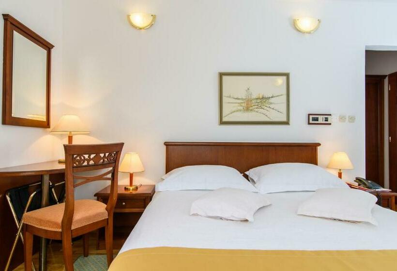 수피리어 룸, Heritage Hotel Vila Sikaa