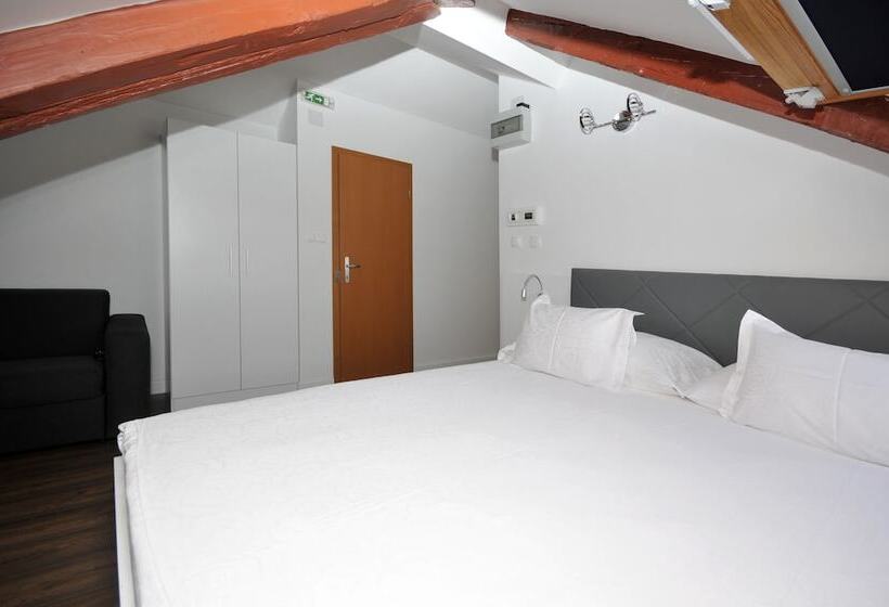 스탠다드 룸, Heritage Hotel Vila Sikaa