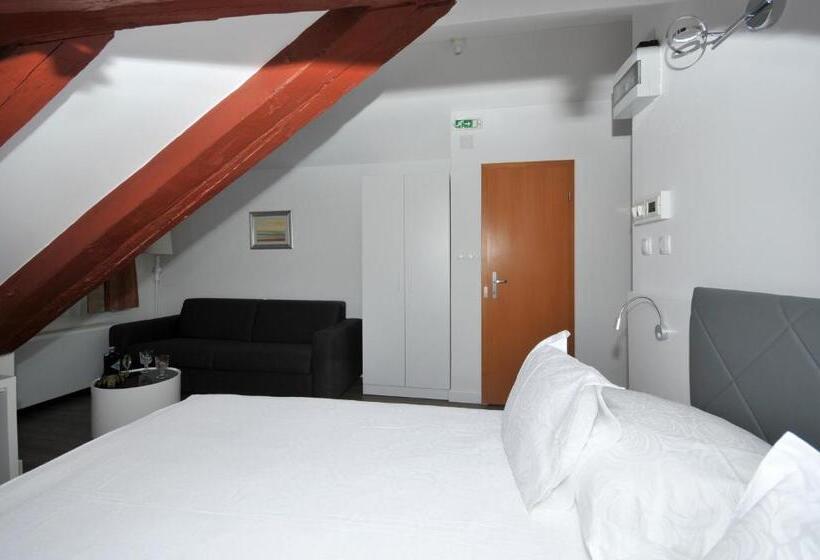 חדר סטנדרט, Heritage Hotel Vila Sikaa