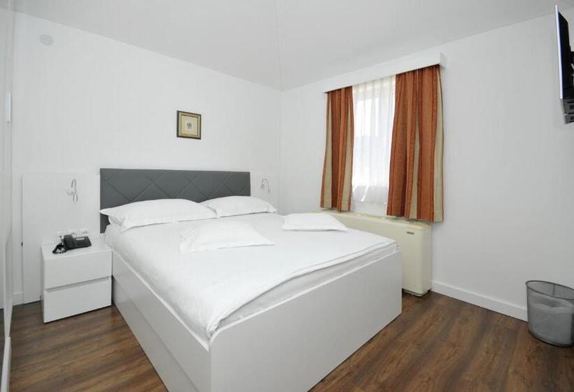 חדר סטנדרט, Heritage Hotel Vila Sikaa