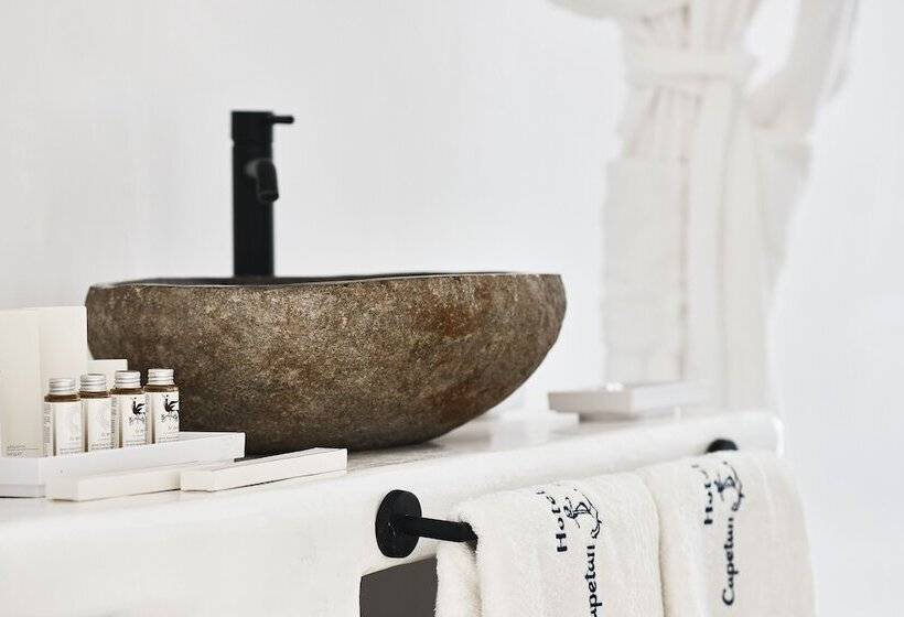 Номер Superior, Capetan Giorgantas