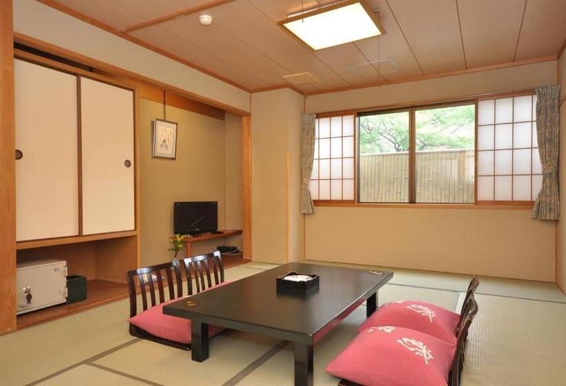 اتاق استاندارد, Gion Ryokan Karaku