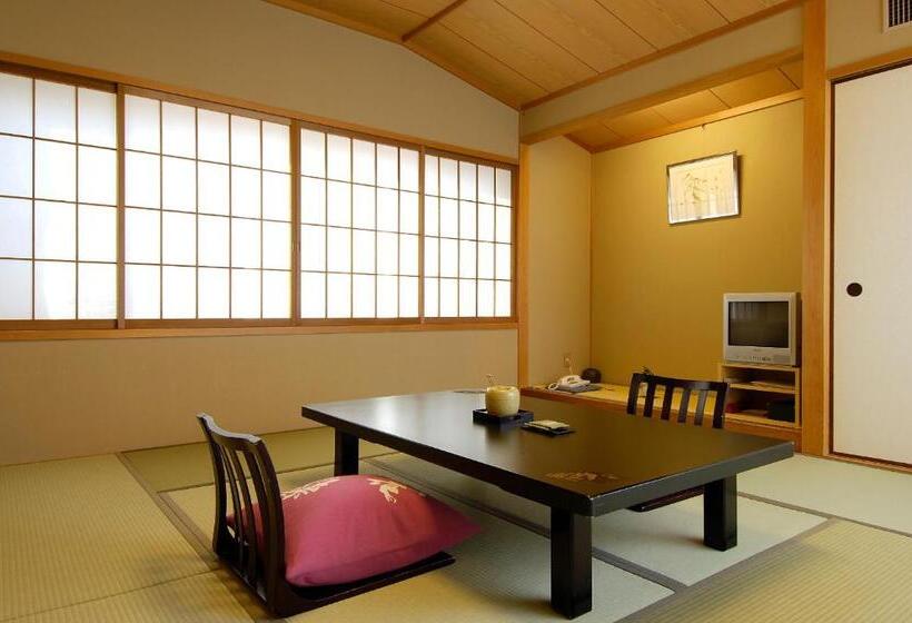 اتاق استاندارد, Gion Ryokan Karaku