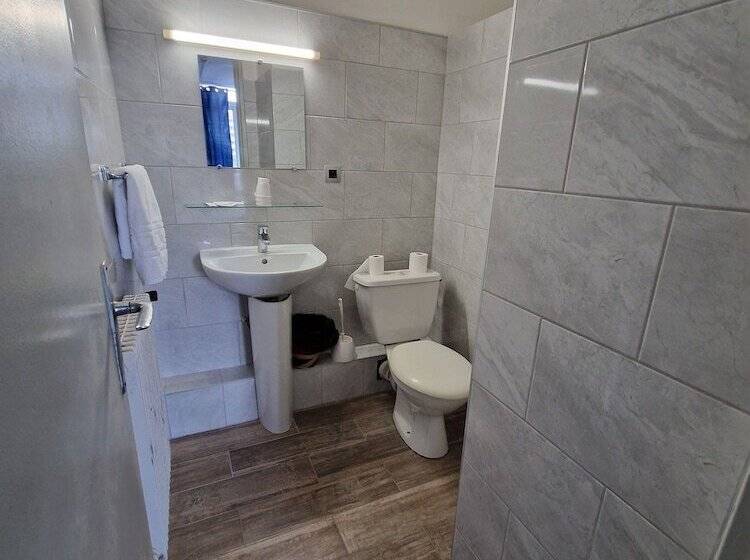 스탠다드 트리플 룸, Hôtel Du Nord