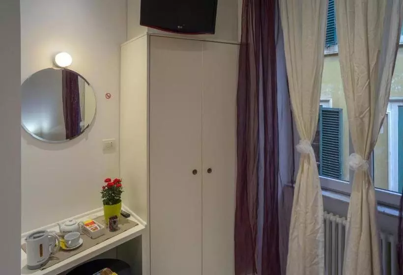 اتاق عادی یک تخته, Intra  Residenza In Trastevere