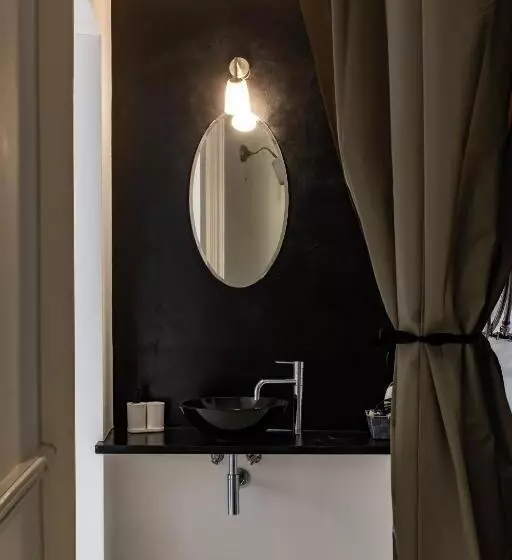 اتاق لوکس سه تخته, Intra  Residenza In Trastevere
