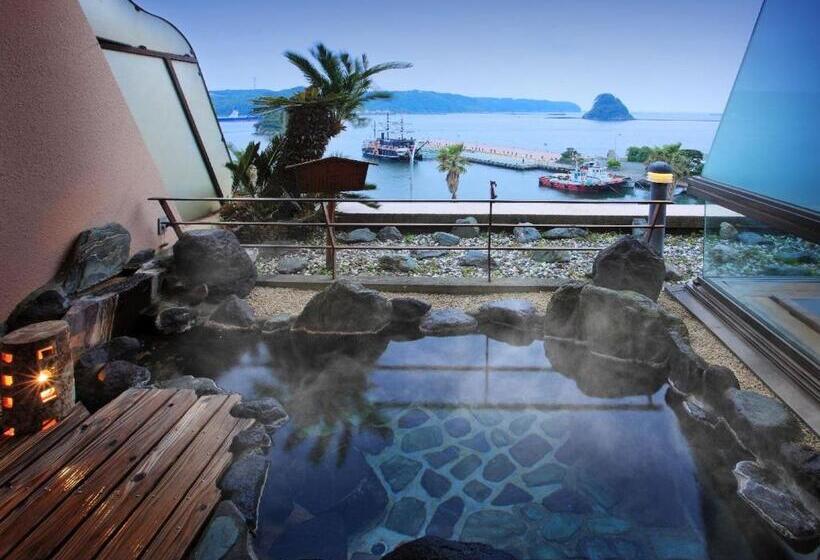 חדר דלוקס, Kurofune