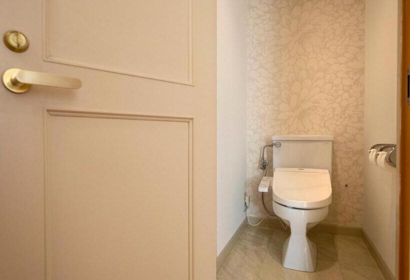 Трехместный Номер Deluxe, New Akao