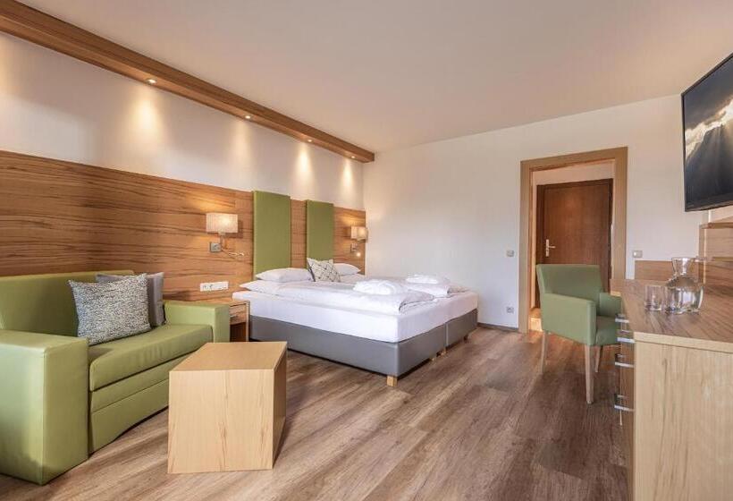 Quarto Estandar com Sacada, Pirchnerhof