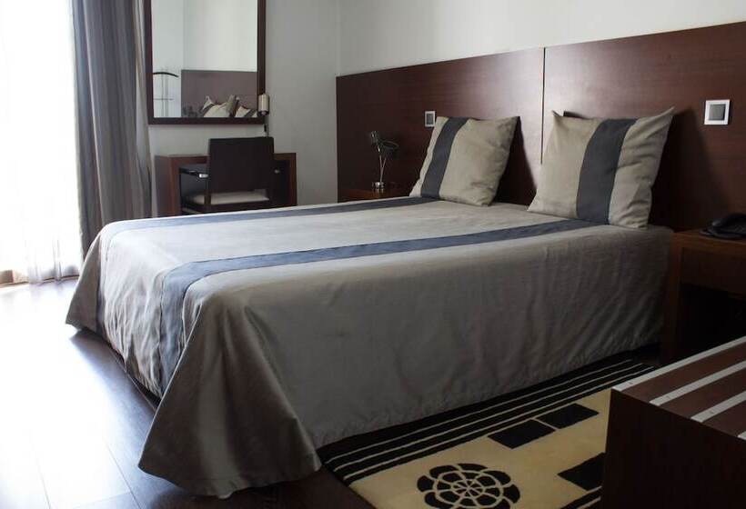 标准间, Portas De Santa Rita