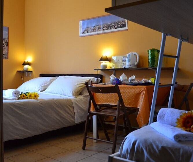 חדר אקונומי לארבעה, Quo Vadis Roma 2