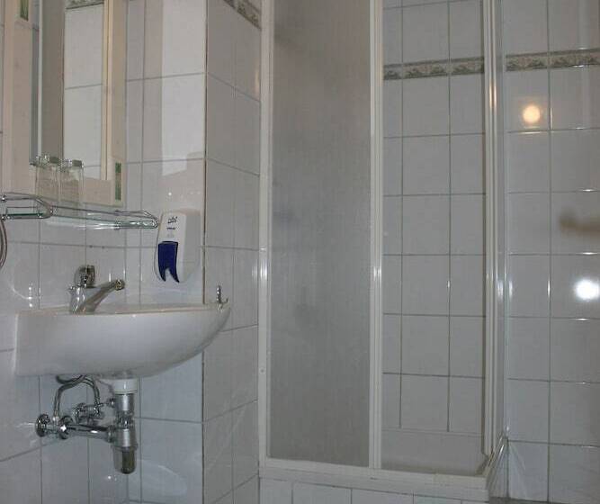 スタンダードシングルルーム, Risnjak