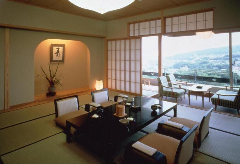 패밀리 룸, Seizan Yamato