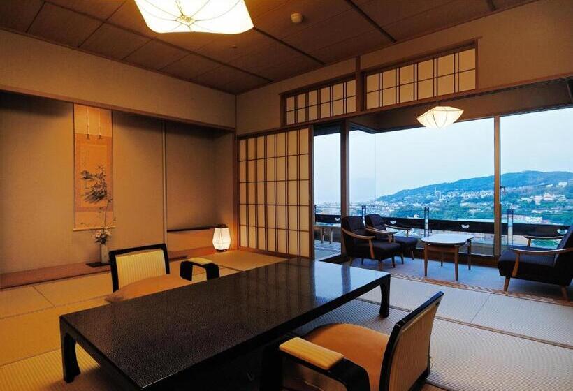 패밀리 룸, Seizan Yamato