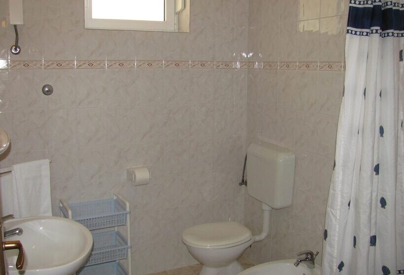 Апартаменты Комфорт 1 Спальня, Villa Pape