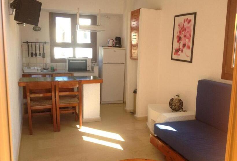 海の見える2ベッドルームアパートメント, Mantraki Hotel Apartments