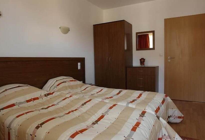 带阳台两卧公寓, Winslow Elegance Apartments