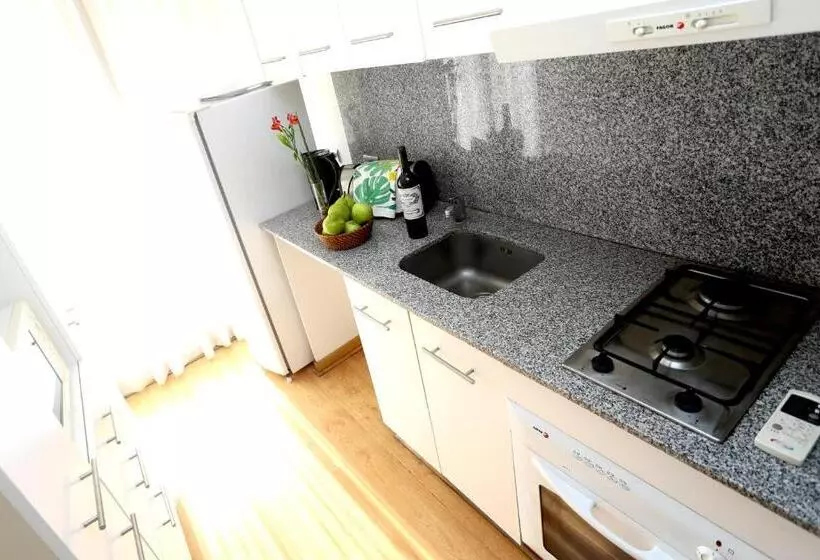 آپارتمان اجرایی 1 خوابه, Versalles Suites