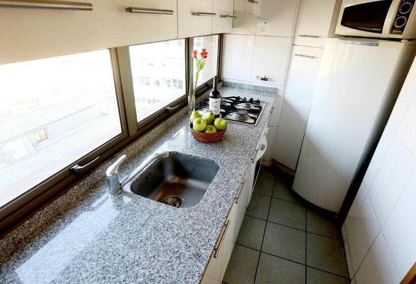 带2个卧室的公寓, Versalles Suites