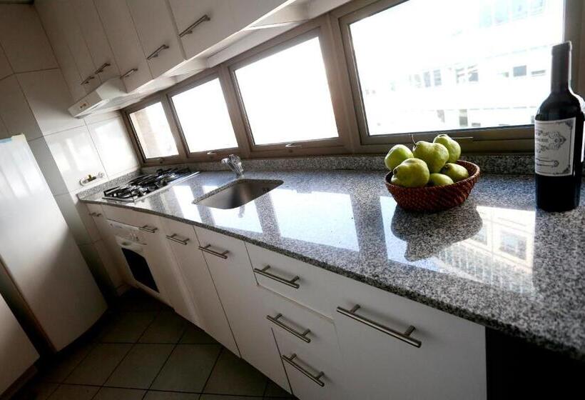 침실 2개 아파트, Versalles Suites