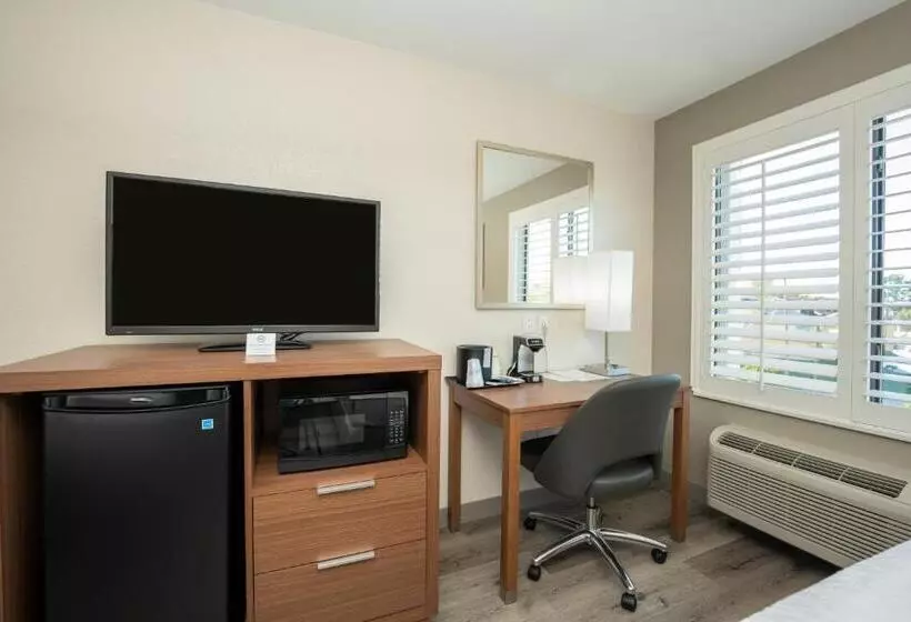 اتاق استاندارد با تخت بزرگ, Best Western Houston Bush Iah Intercontinental Airport Inn
