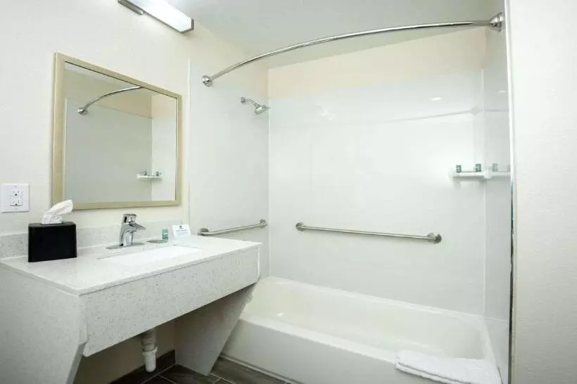 اتاق استاندارد برای معلولان, Best Western Houston Bush Iah Intercontinental Airport Inn