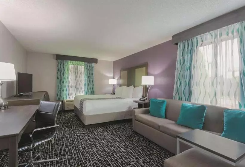 キングサイズベッドのエクゼクティブルーム, La Quinta Inn & Suites By Wyndham Covington