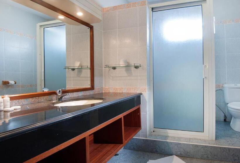 חדר משפחתי, Le Palmiste Resort & Spa