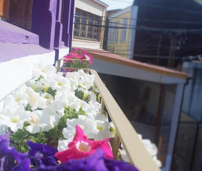 اتاق استاندارد, Manoir Atkinson